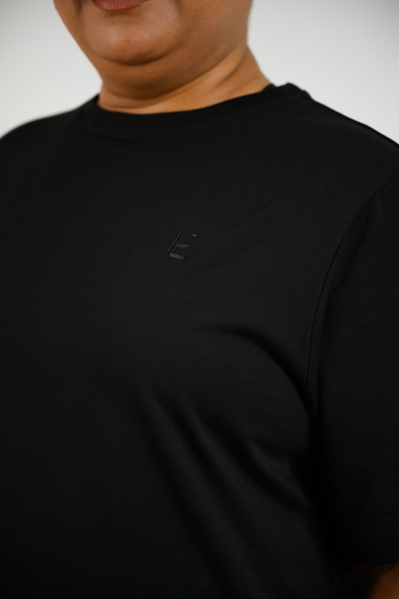 LuxeFit Oversize Tee - Black