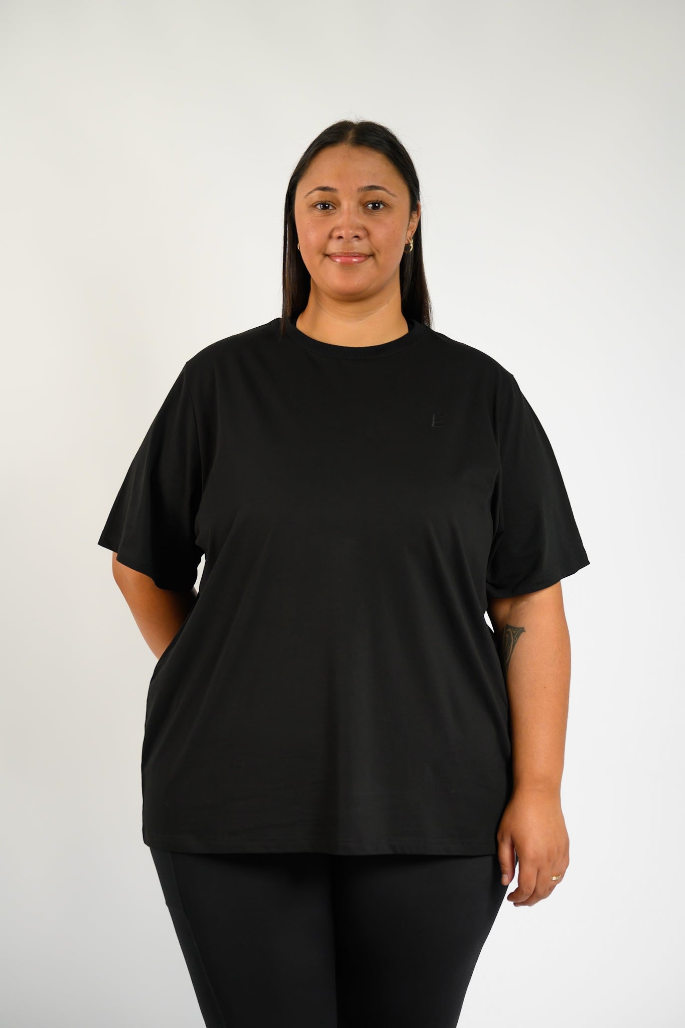 LuxeFit Oversize Tee - Black
